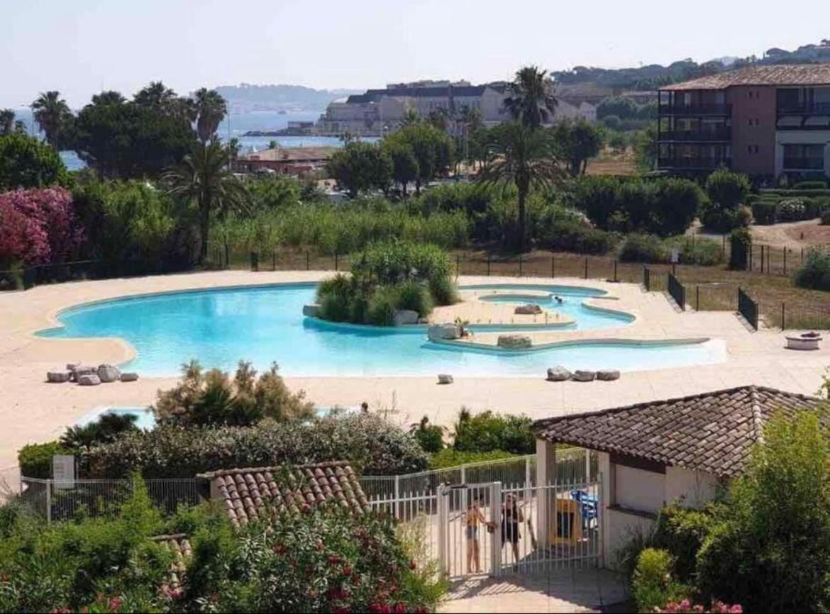 Plage / Beach / Marines De Gassin / Saint-Tropez Exterior photo